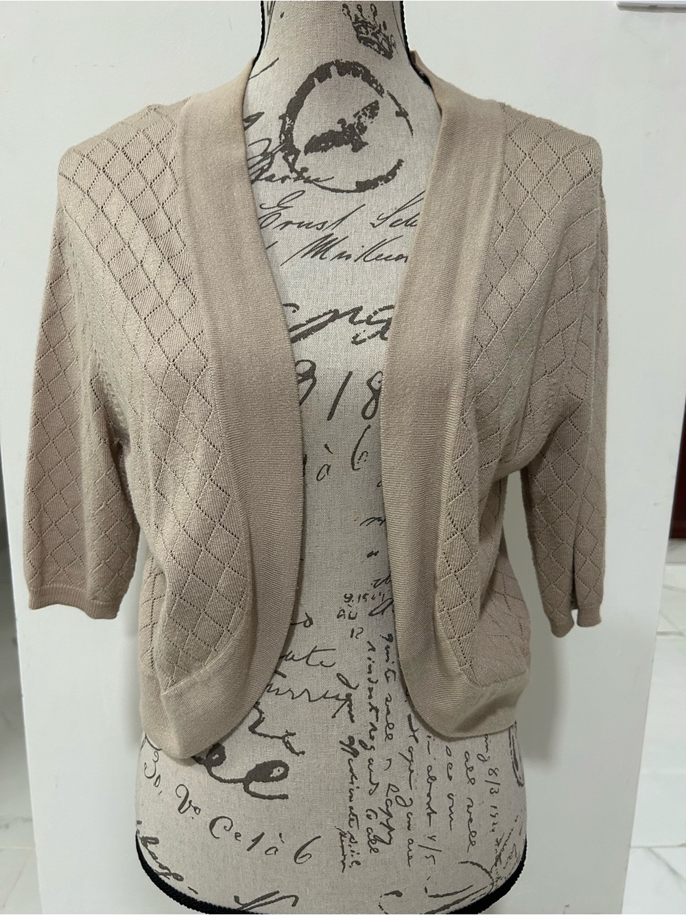 Ronni Nicole Beige Open-Front Knit Cardigan Size M